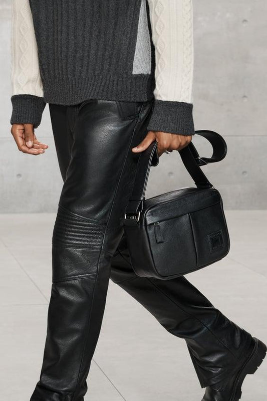 Are-faux-leather-pants-classy 