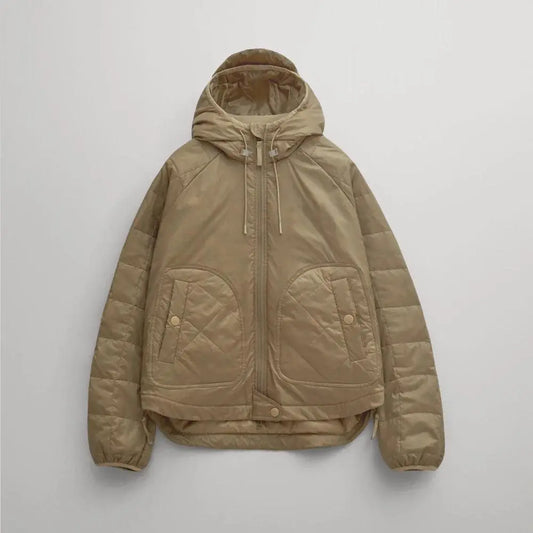 Are-puffer-jackets-warmer-than-regular-jackets 