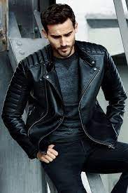 Leather-vs.-Vegan-Leather-Which-Biker-Jacket-is-Right-for-You 