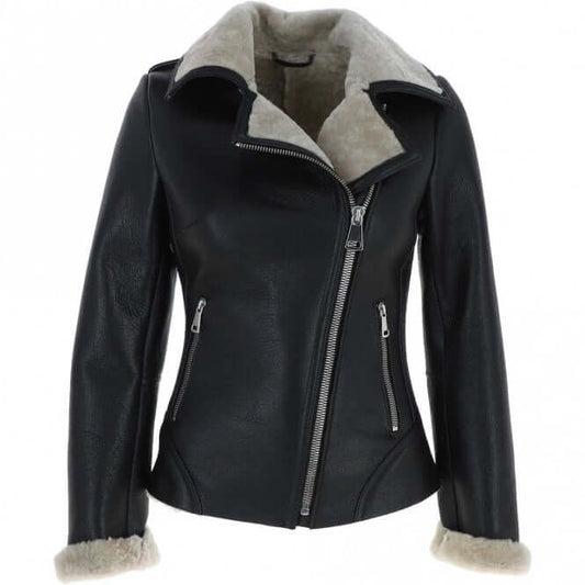 Women-Shearling-Leather-Jackets-A-Versatile-Outerwear-Staple 